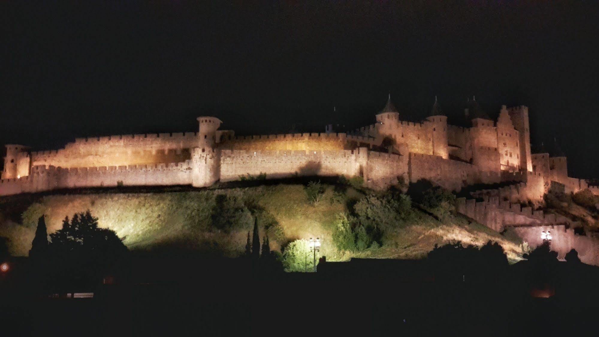 Hotel Du Pont Vieux Carcassonne Esterno foto